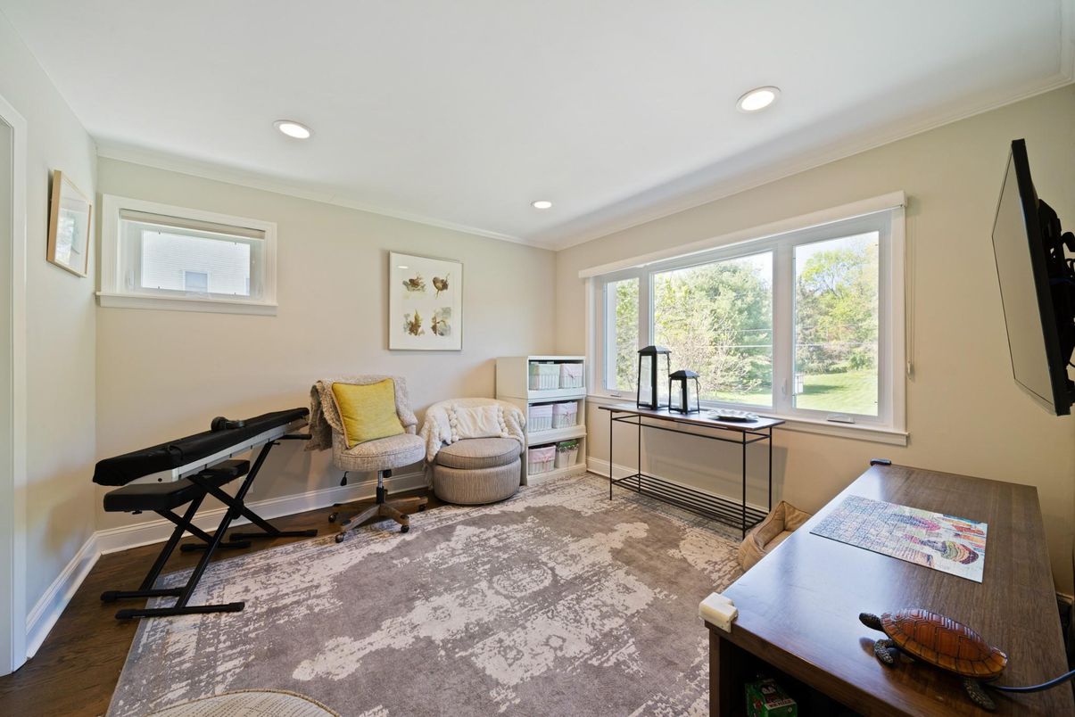 Home Office, Interior, Recessed Lighting, Wood Texture Flooring