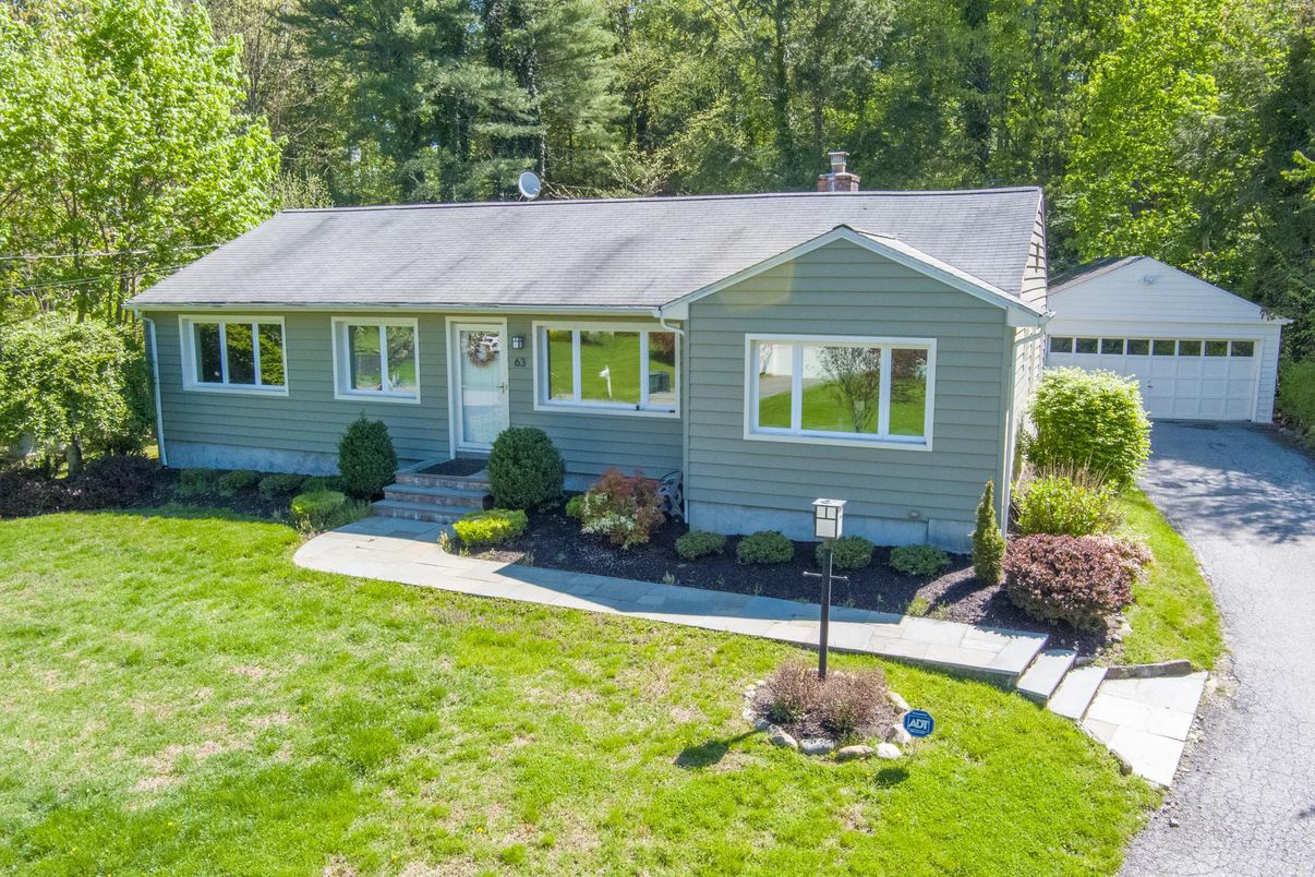 Detached Garage, Exterior, Facade, Cape Cod