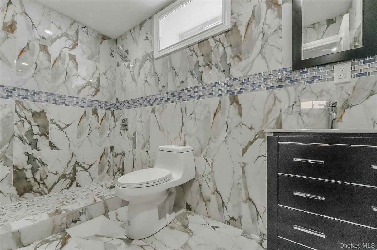 Bathroom, Interior, Marble, Marble Walls