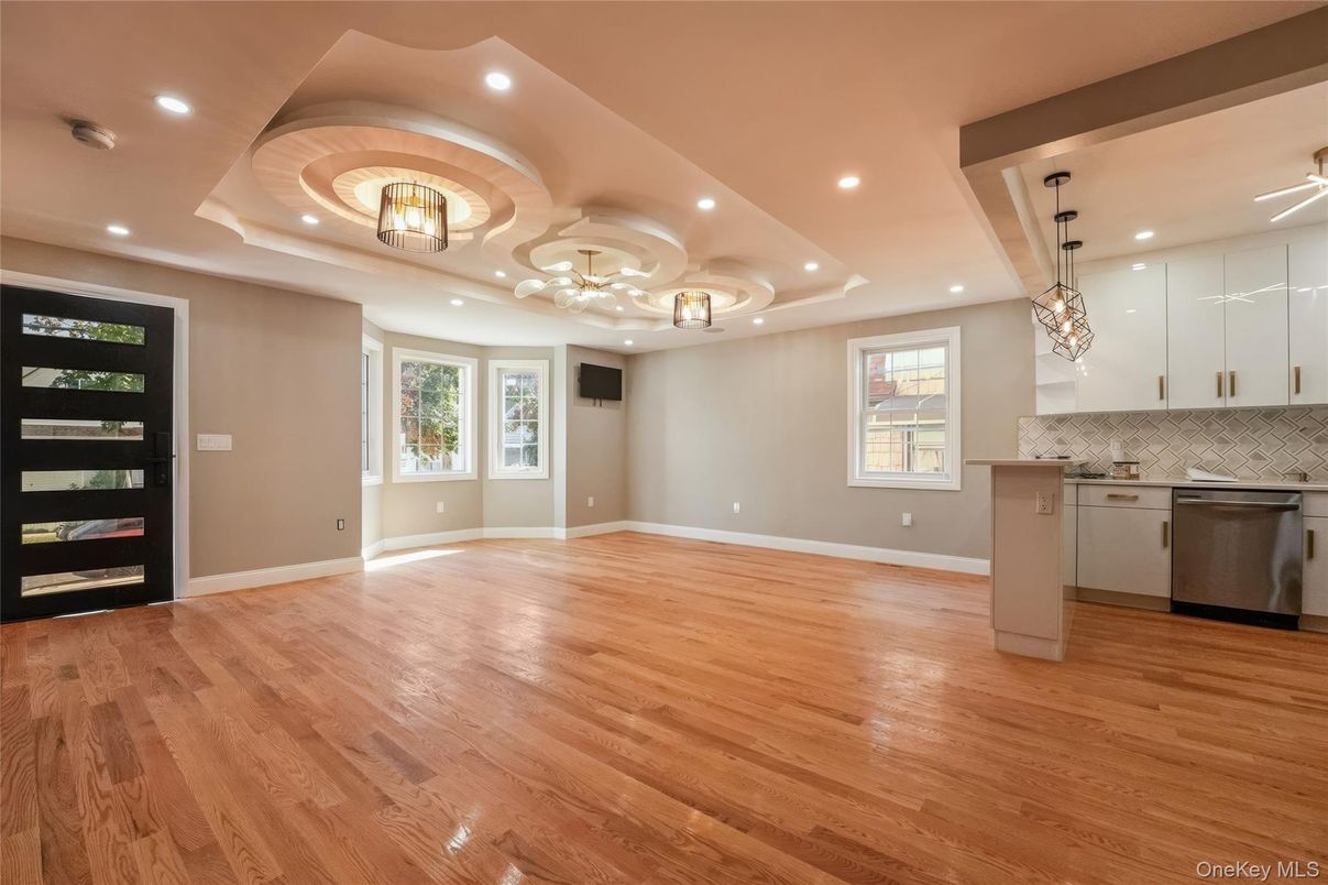 Chandelier, Interior, Kitchen, Pendant Lights, Recessed Lighting, Stainless Steel Appliances, Wood Texture Flooring