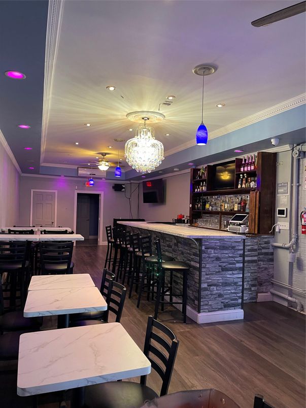 Interior, Pendant Lights, Recessed Lighting, Wood Texture Flooring