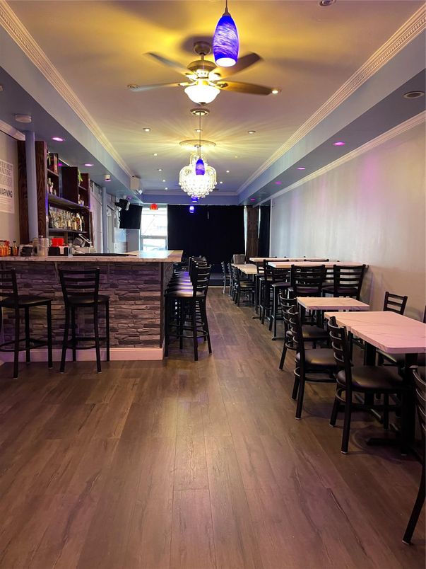Chandelier, Dining room, Interior, Recessed Lighting, Wood Texture Flooring