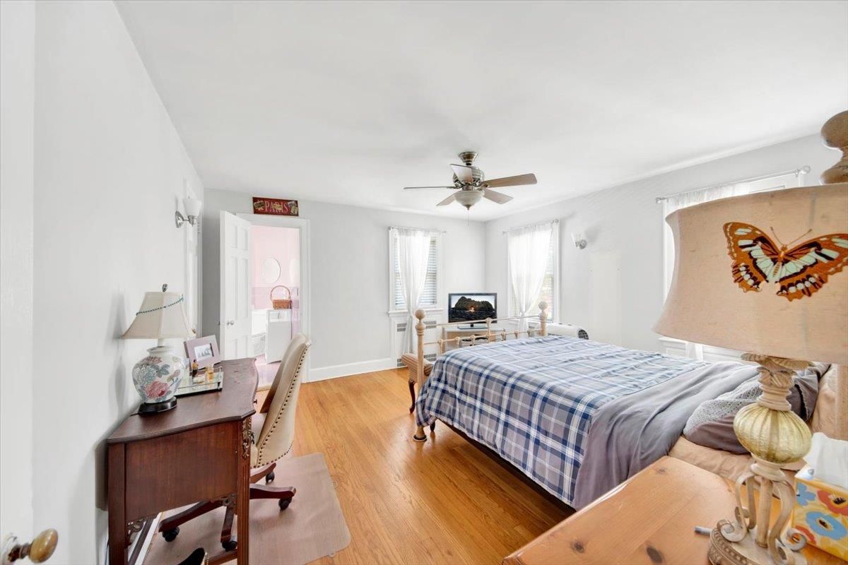 Bedroom, Home Office, Interior, Wood Texture Flooring