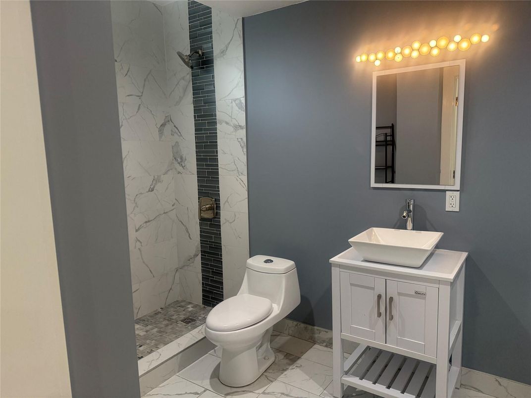 Bathroom, Interior, Marble, Marble Walls