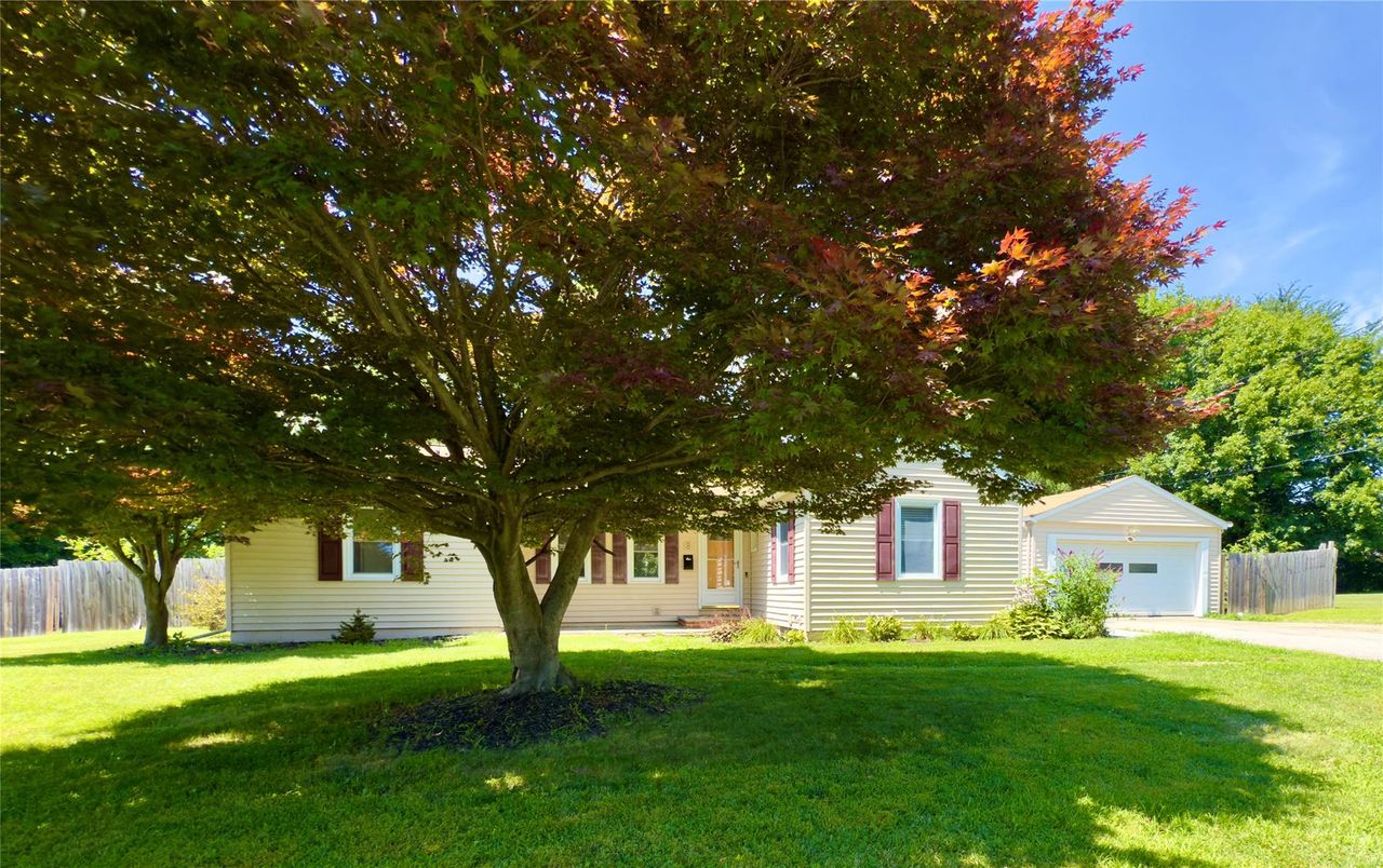 Backyard, Detached Garage, Exterior