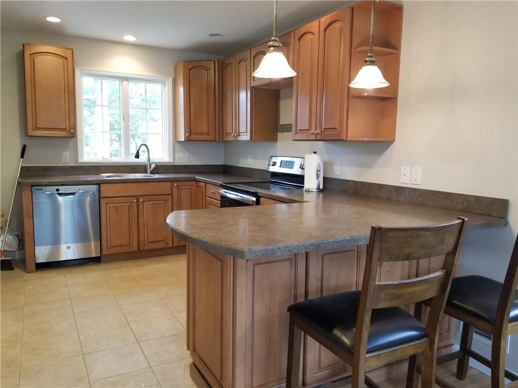 Interior, Kitchen, Pendant Lights, Recessed Lighting, Stainless Steel Appliances