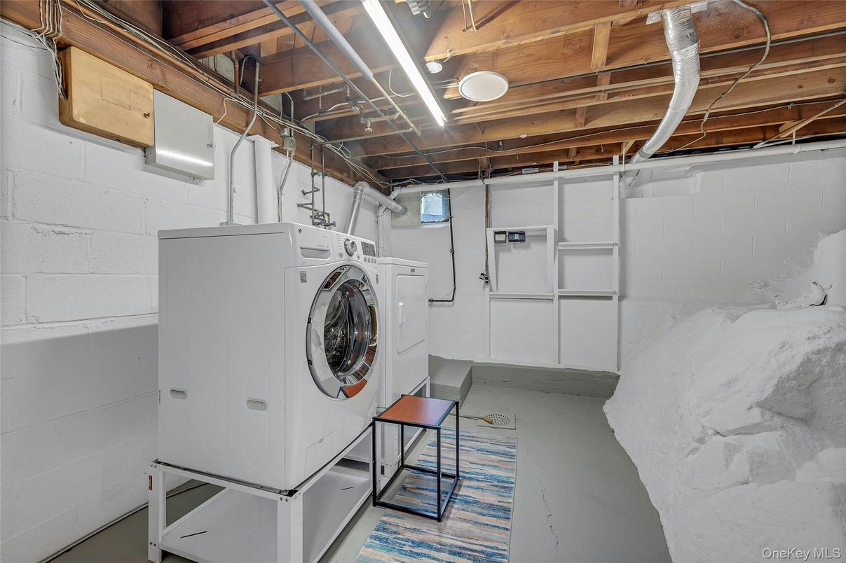 Interior, Utility Closets, Washer