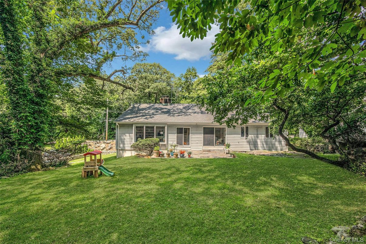 Backyard, Exterior, Playground
