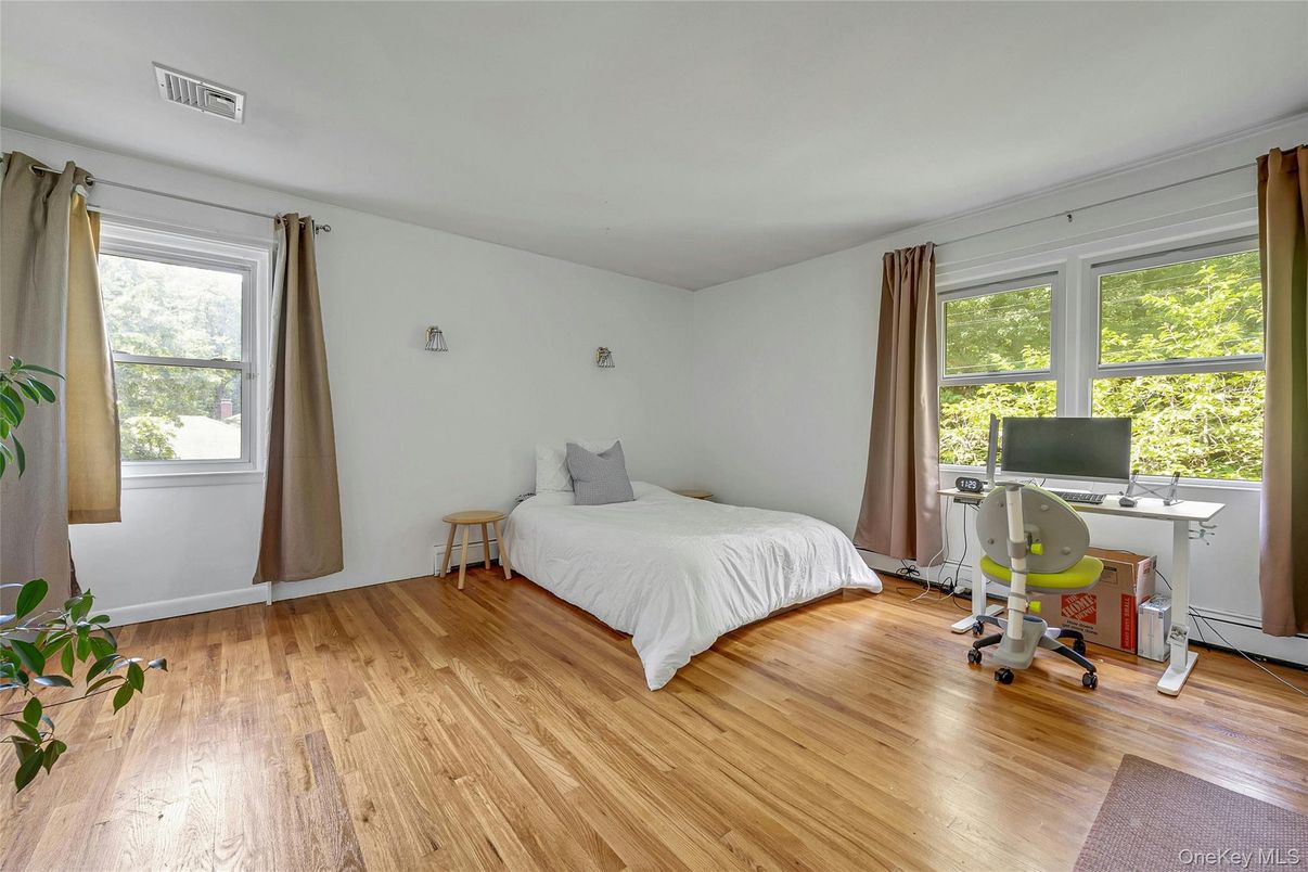 Bedroom, Home Office, Interior, Wood Texture Flooring