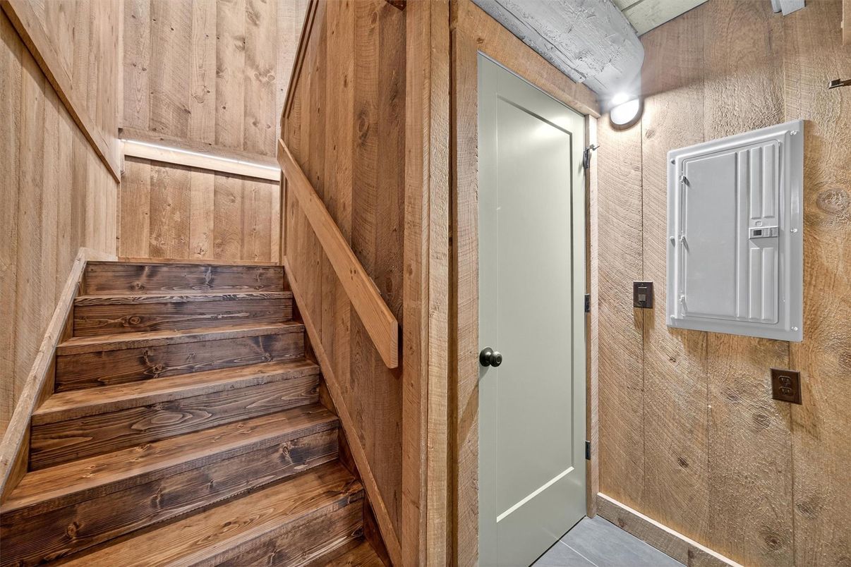 Interior, Wooden Walls
