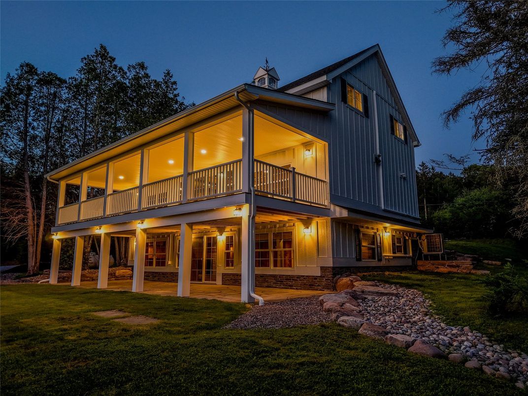 Backyard, Exterior, Facade, Farmhouse