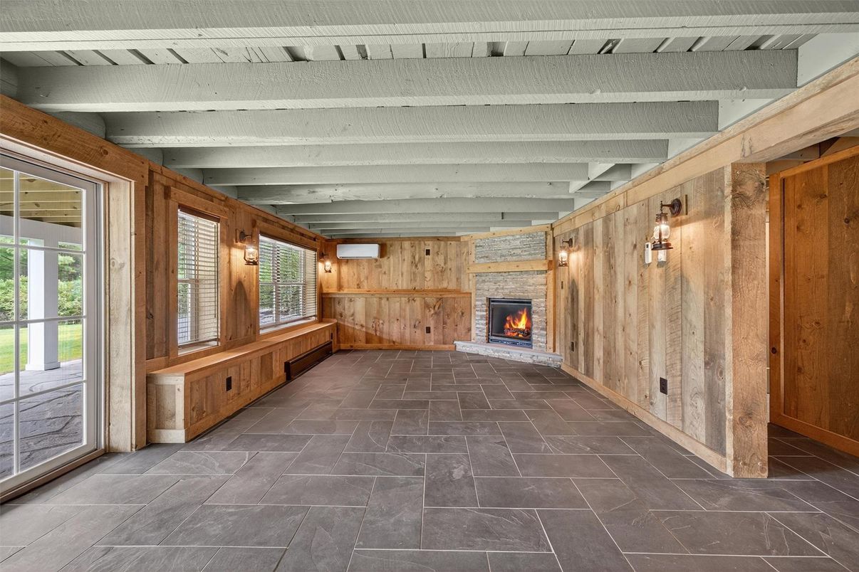 Empty room, Fireplace, Interior, Wooden Beams, Wooden Walls