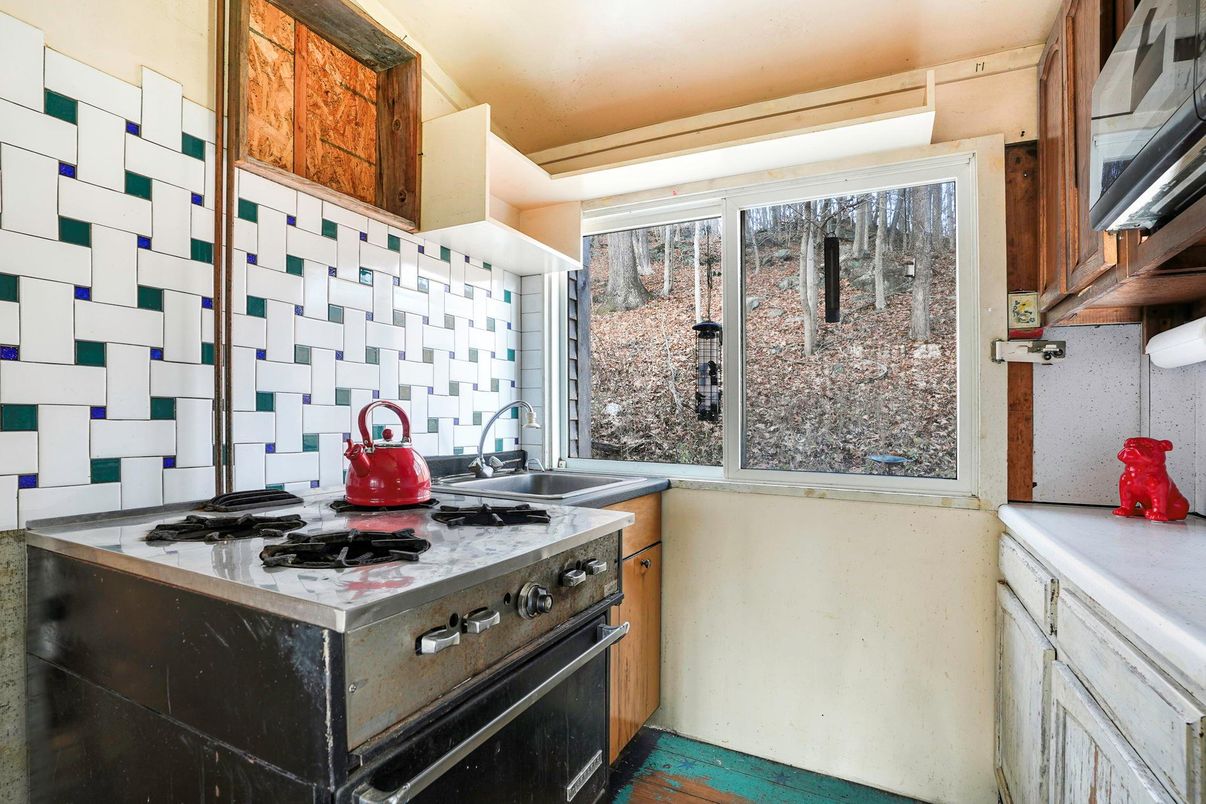 Interior, Kitchen, Stainless Steel Appliances