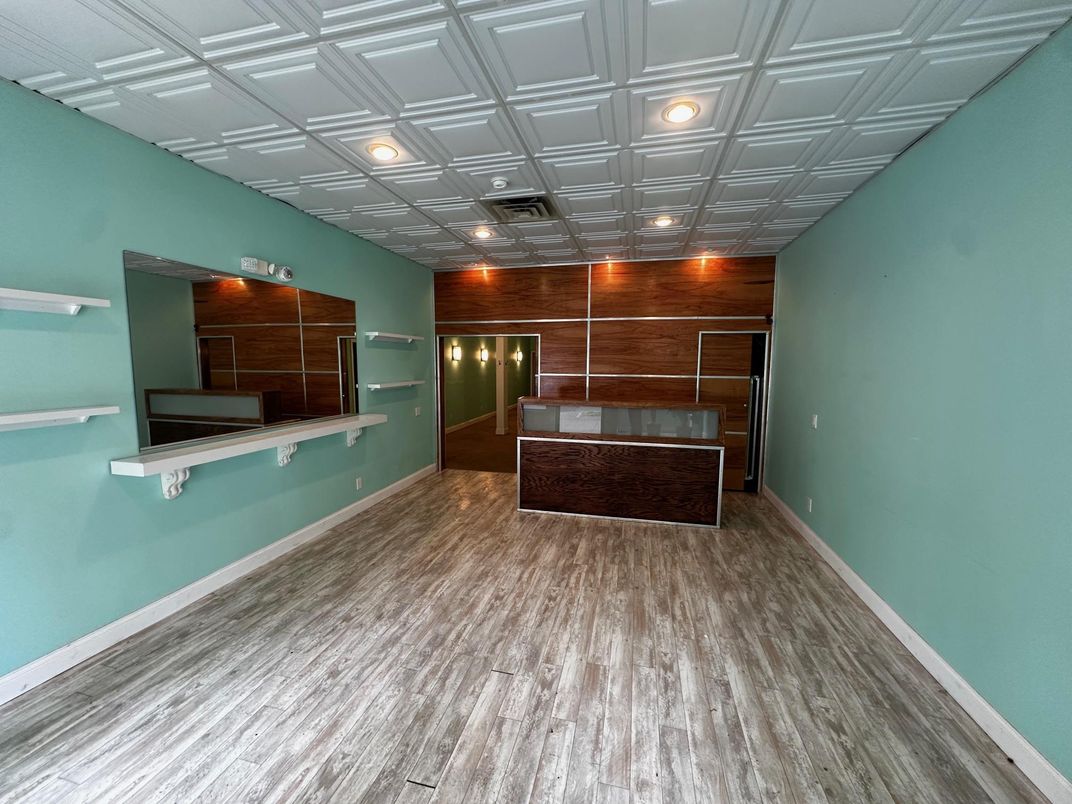 Interior, Recessed Lighting, Wood Texture Flooring, Wooden Walls