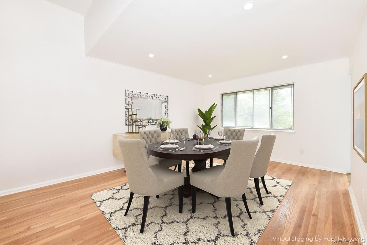 Dining room, Interior, Recessed Lighting, Wood Texture Flooring