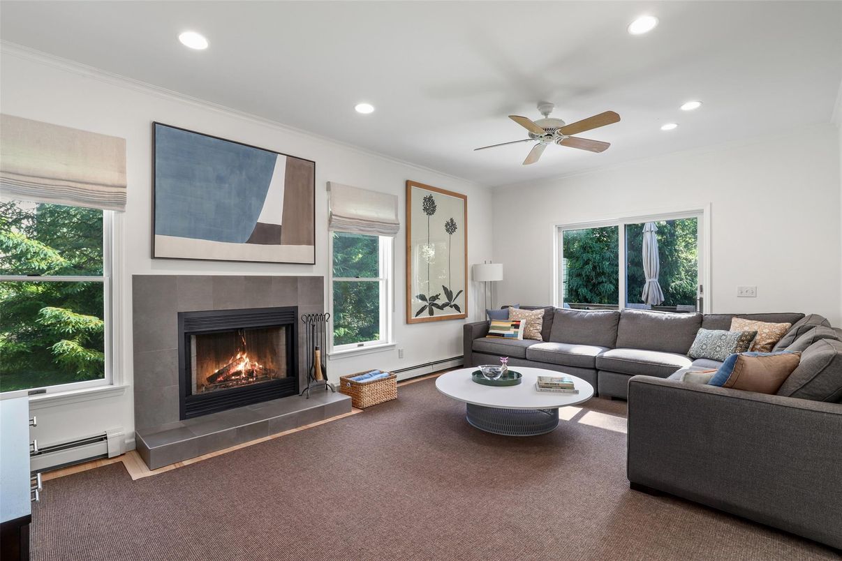 Fireplace, Interior, Living room, Recessed Lighting