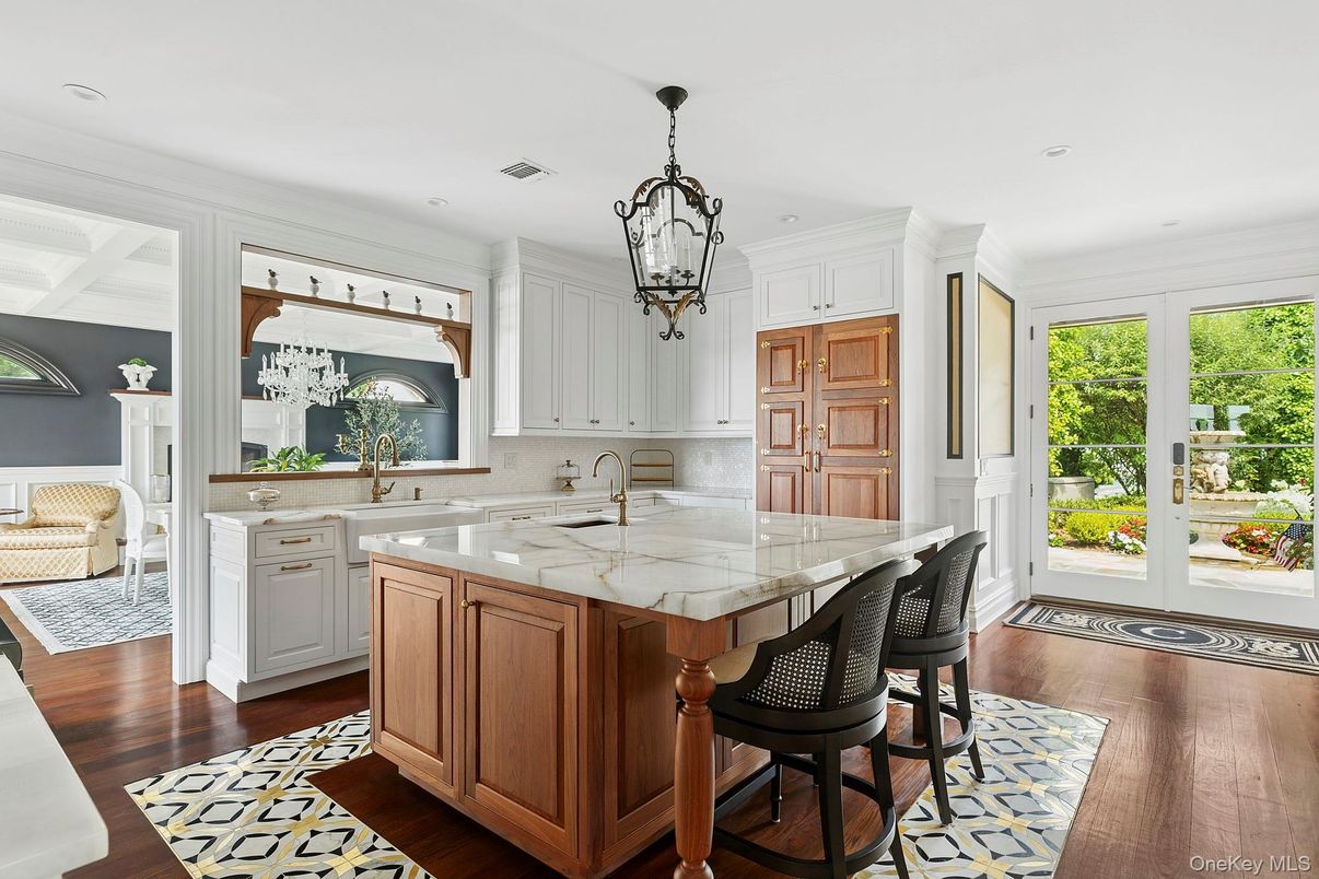 Chandelier, Interior, Kitchen, Pendant Lights, Recessed Lighting, Wood Texture Flooring