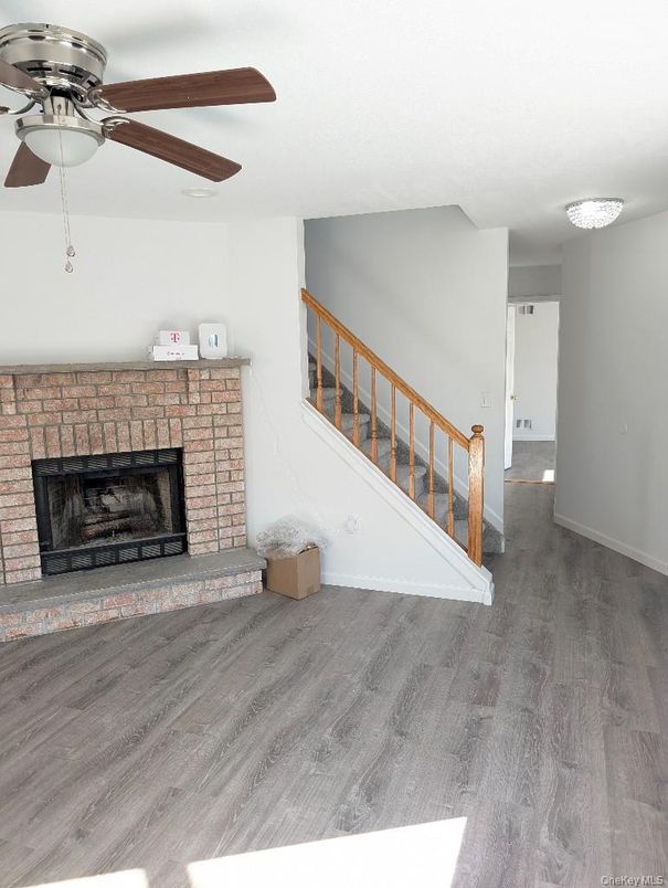 Empty room, Fireplace, Interior, Wood Texture Flooring