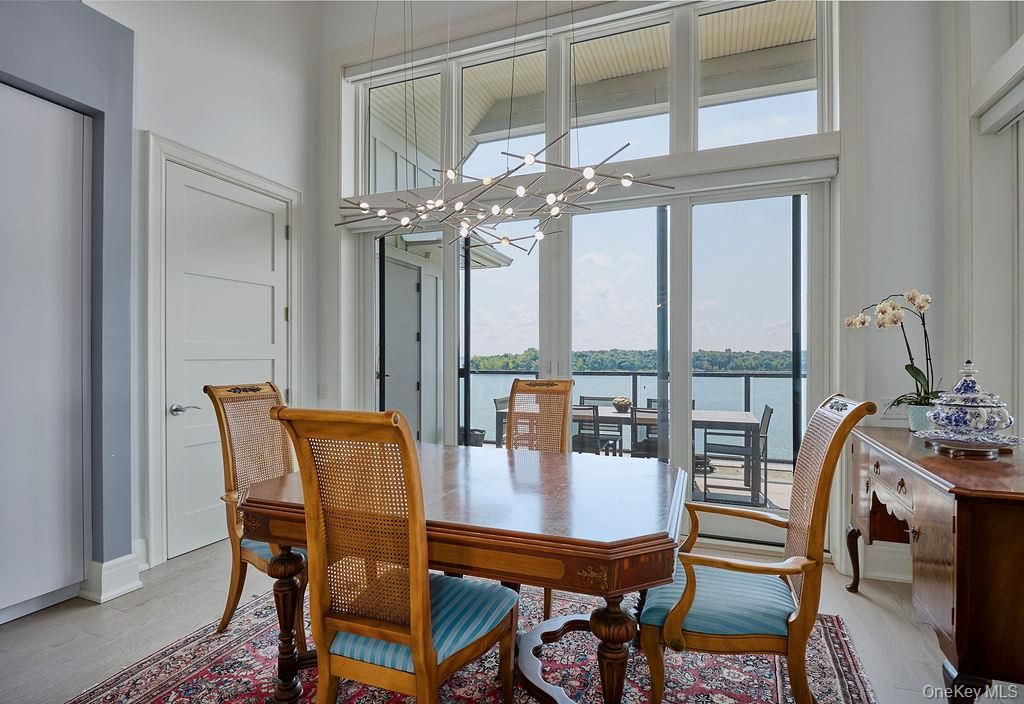 Dining room, Interior, Pendant Lights, Water