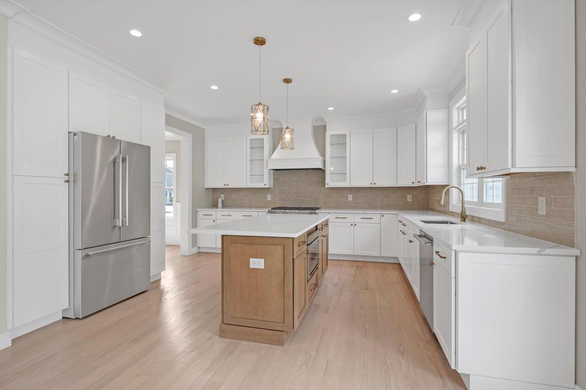 Interior, Kitchen, Pendant Lights, Recessed Lighting, Wood Texture Flooring