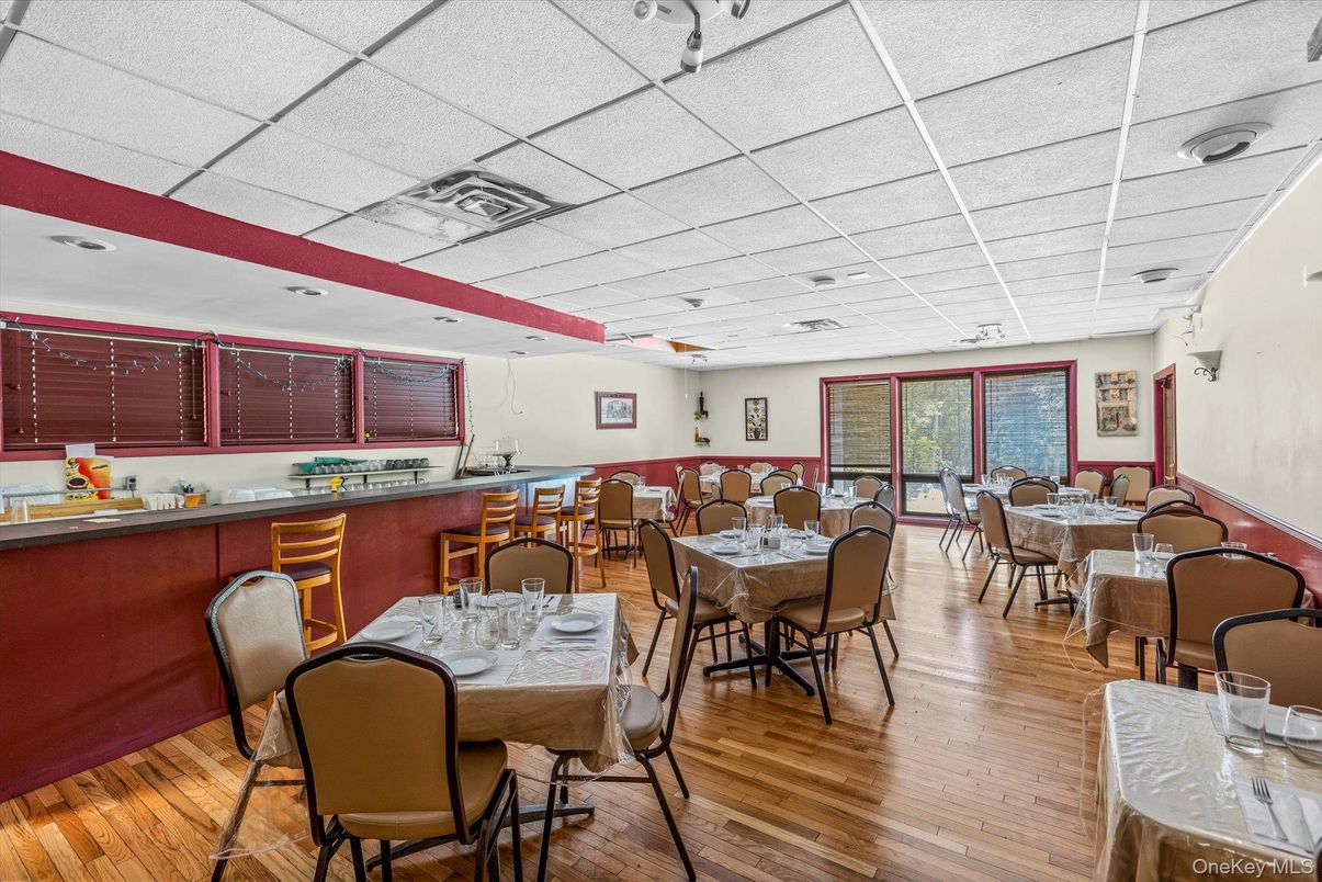 Dining room, Interior, Recessed Lighting, Wood Texture Flooring