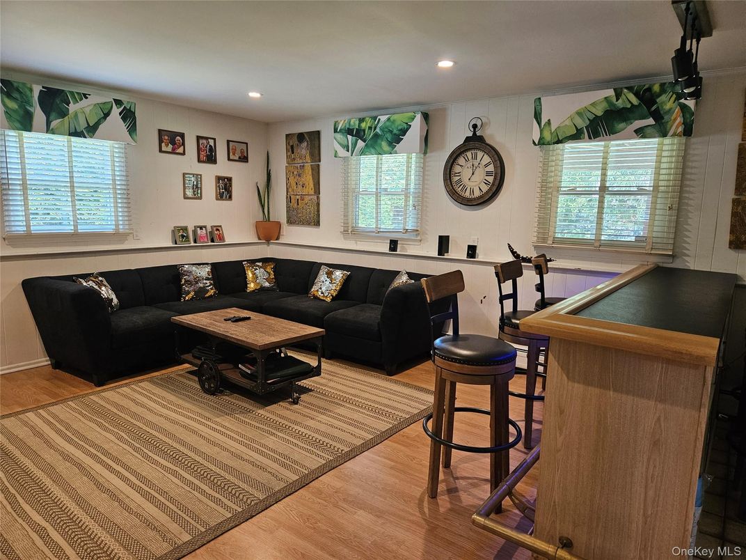 Game Room, Interior, Living room, Recessed Lighting, Wood Texture Flooring