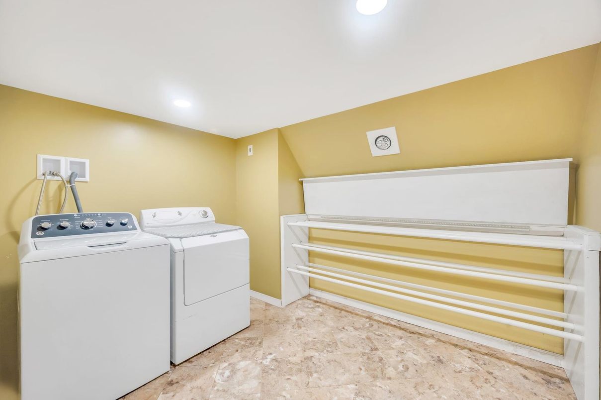 Interior, Recessed Lighting, Washer