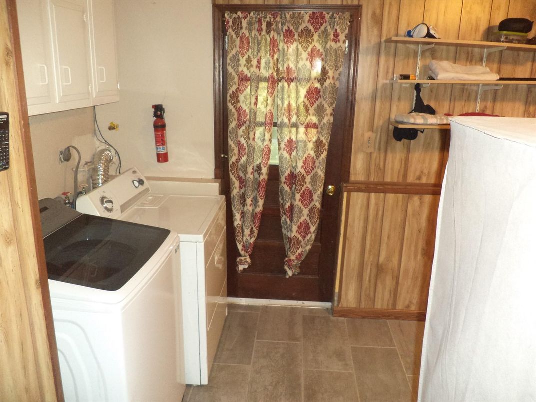 Interior, Washer