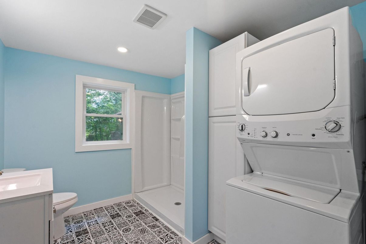 Bathroom, Interior, Recessed Lighting, Utility Closets, Washer