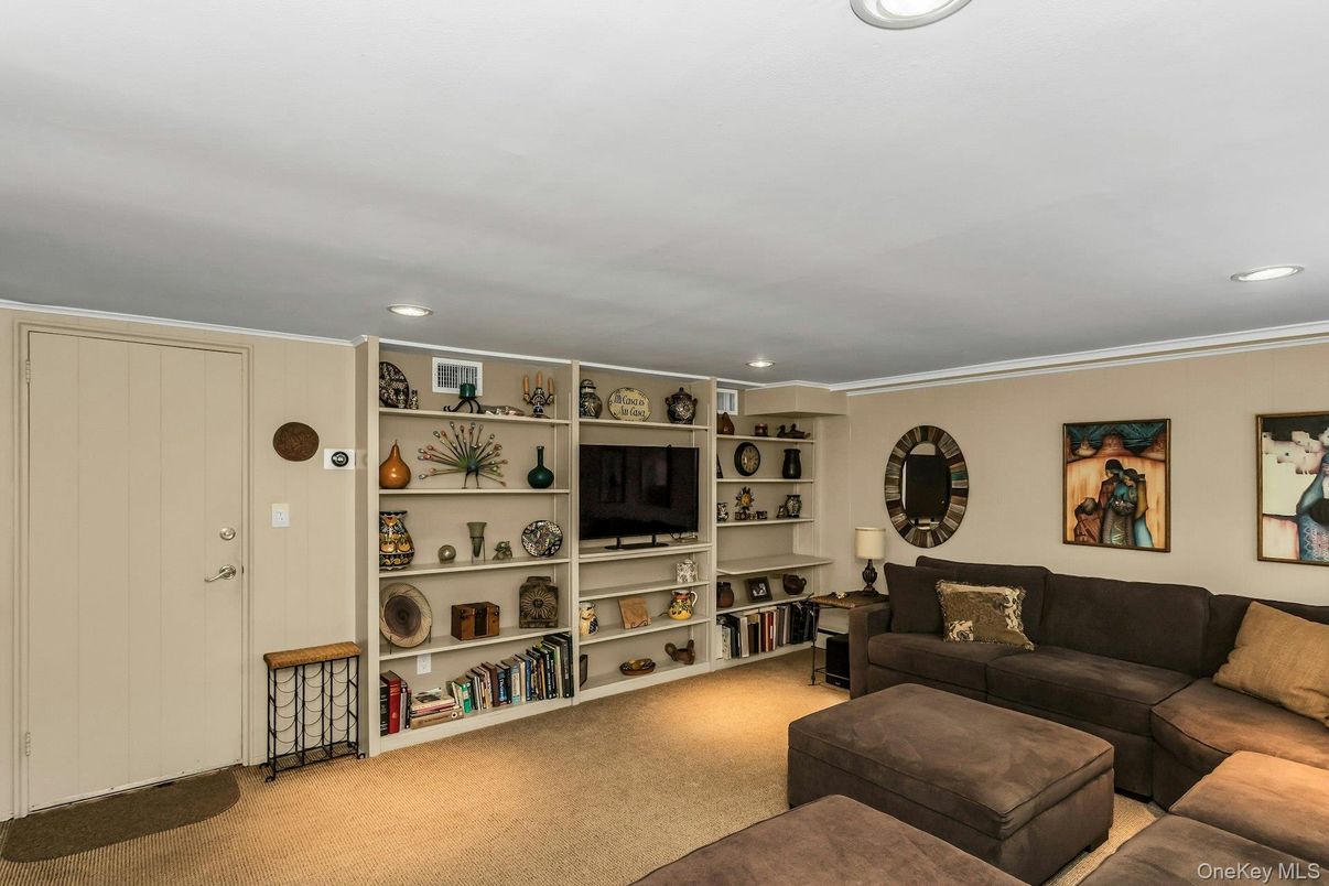 Interior, Living room, Recessed Lighting