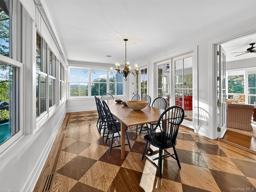 Chandelier, Dining room, Interior, Pendant Lights, Sun Room, Wood Texture Flooring