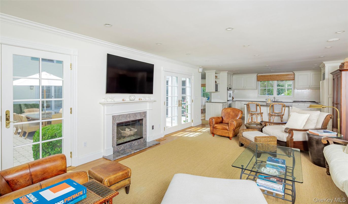 Fireplace, Interior, Kitchen, Living room, Recessed Lighting
