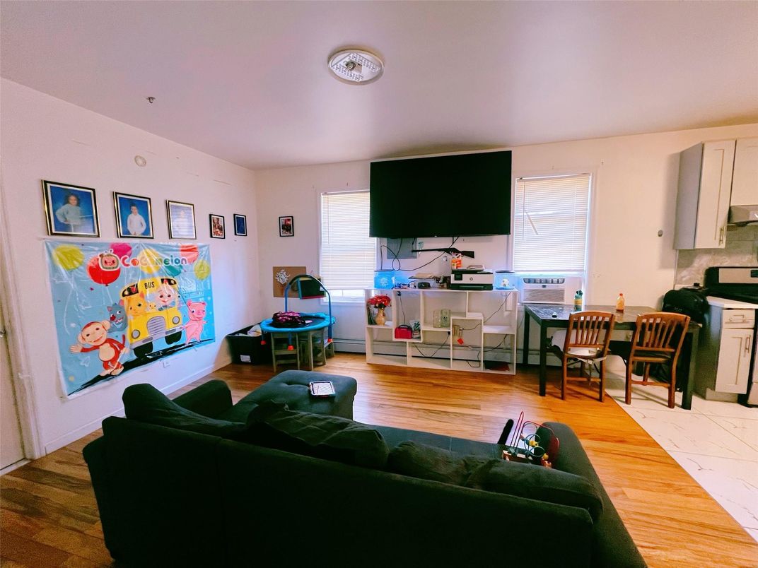 Dining room, Interior, Living room, Wood Texture Flooring