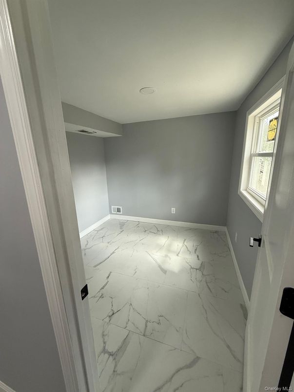 Empty room, Interior, Marble