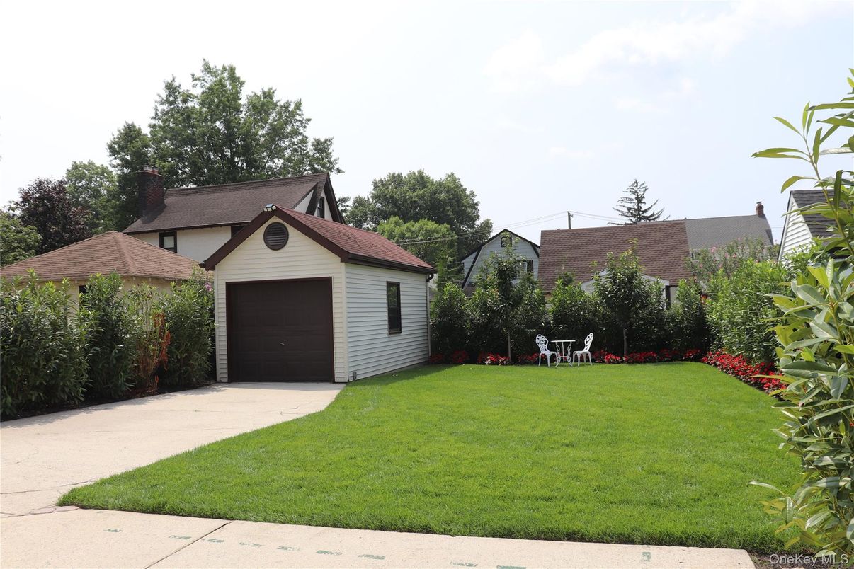 Attached, Backyard, Detached Garage, Exterior, Facade, Cape Cod