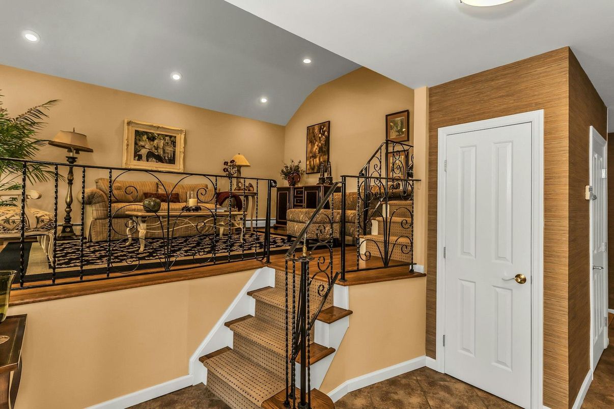 Interior, Recessed Lighting