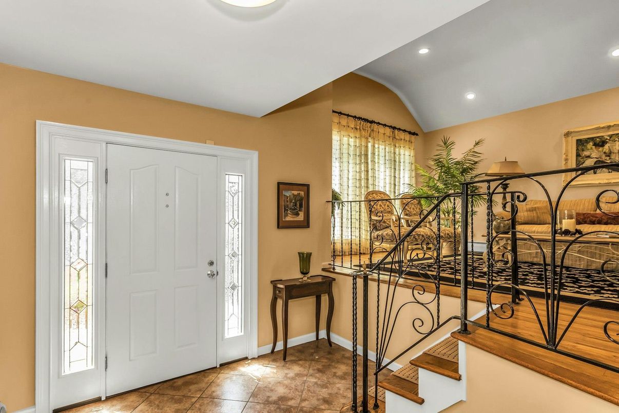 Interior, Recessed Lighting