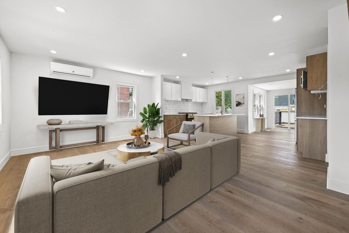 Interior, Kitchen, Living room, Pendant Lights, Recessed Lighting, Stainless Steel Appliances, Wood Texture Flooring