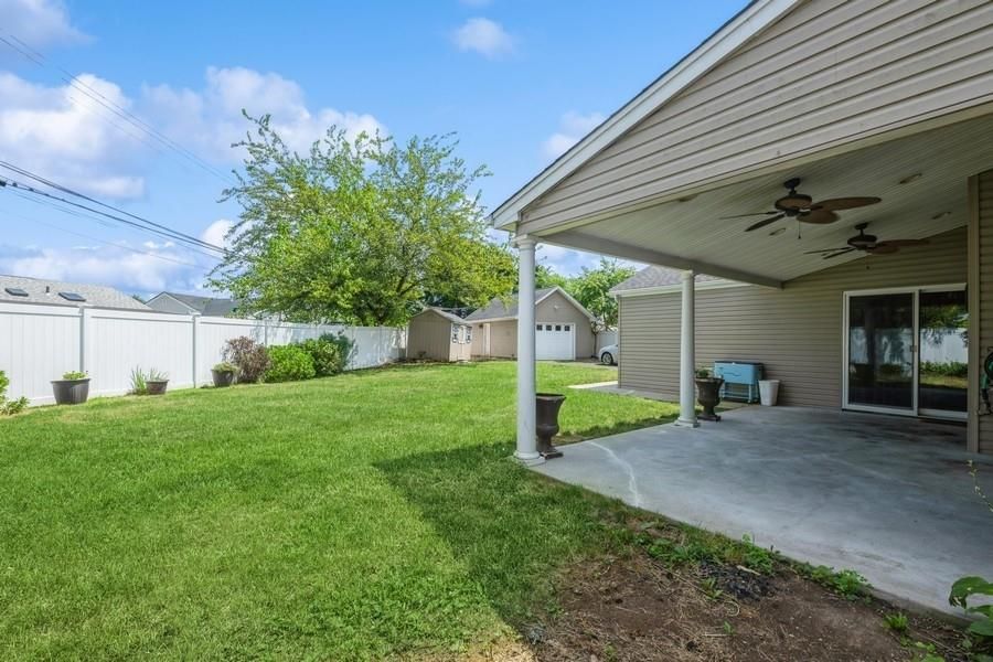 Backyard, Detached Garage, Exterior