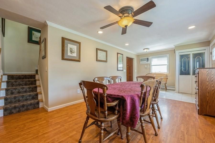 Dining room, Interior, Recessed Lighting, Wood Texture Flooring