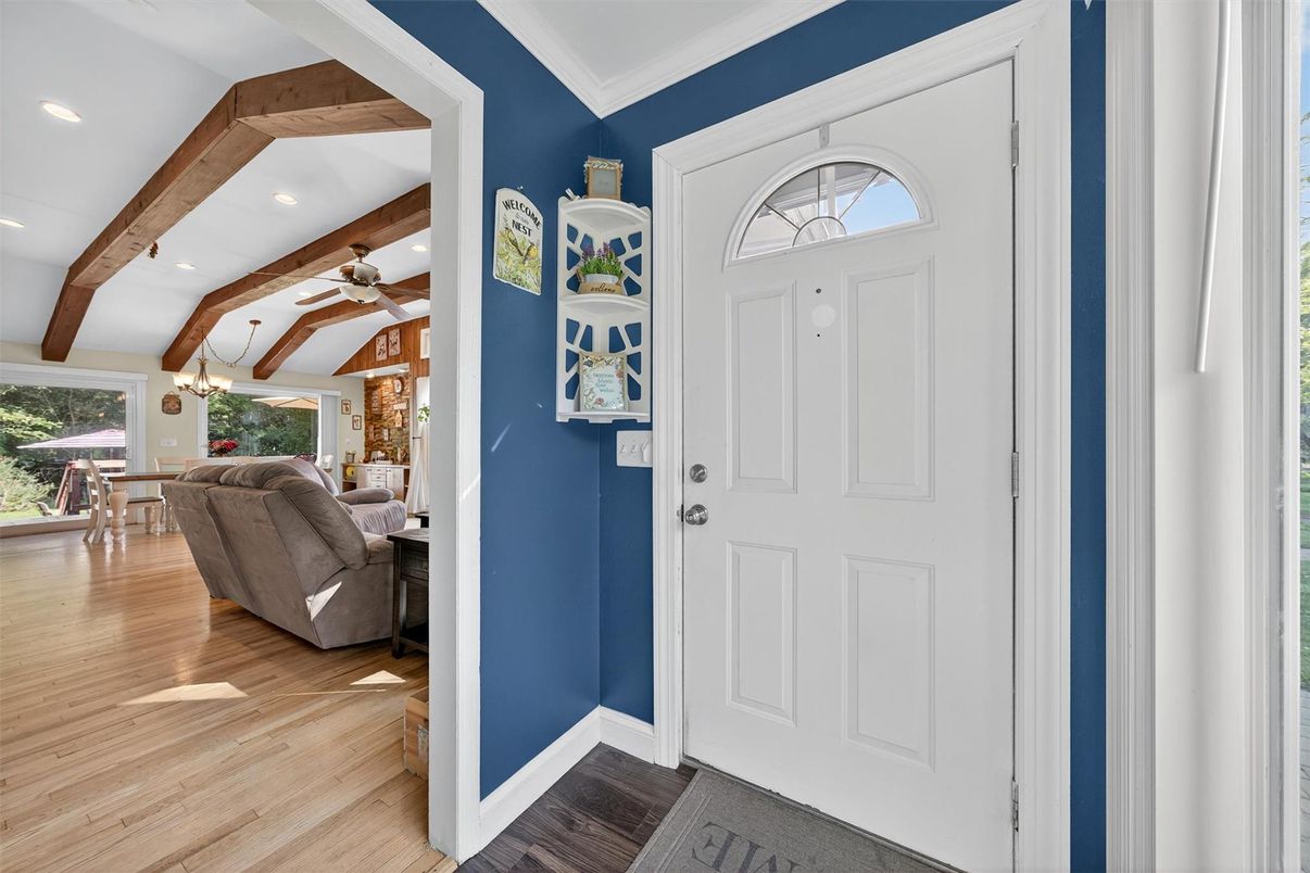 Interior, Recessed Lighting, Wooden Beams, Wood Texture Flooring