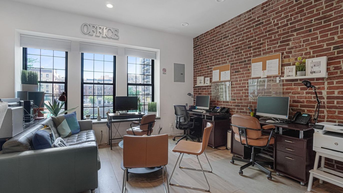 Home Office, Interior, Recessed Lighting, Stone Walls, Wood Texture Flooring