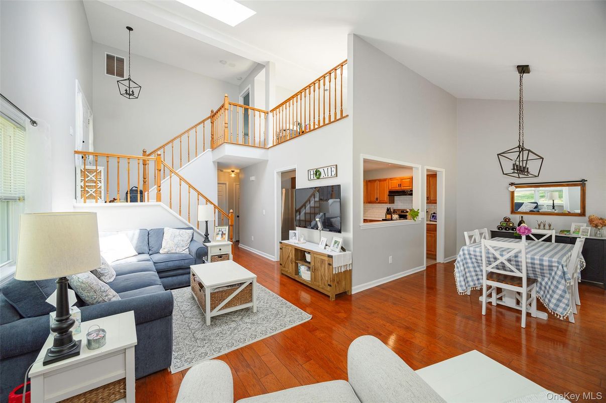 Dining room, Interior, Living room, Pendant Lights, Wood Texture Flooring