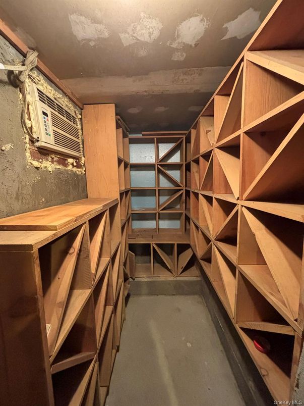 Interior, Wine Storage