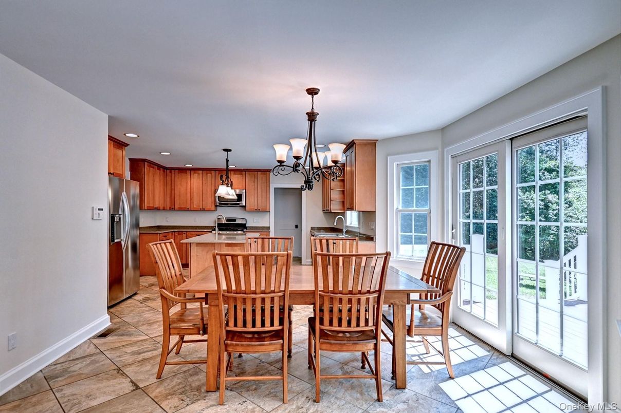 Chandelier, Dining room, Interior, Kitchen, Pendant Lights, Recessed Lighting