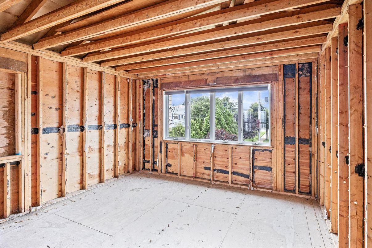 Empty room, Interior, Wooden Beams, Wooden Ceilings, Wooden Walls