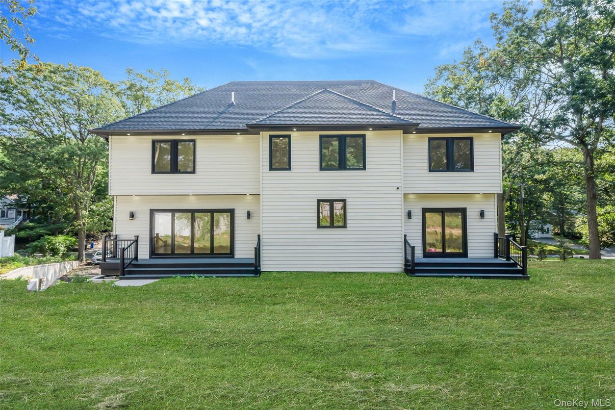 Backyard, Exterior, Facade, Farmhouse