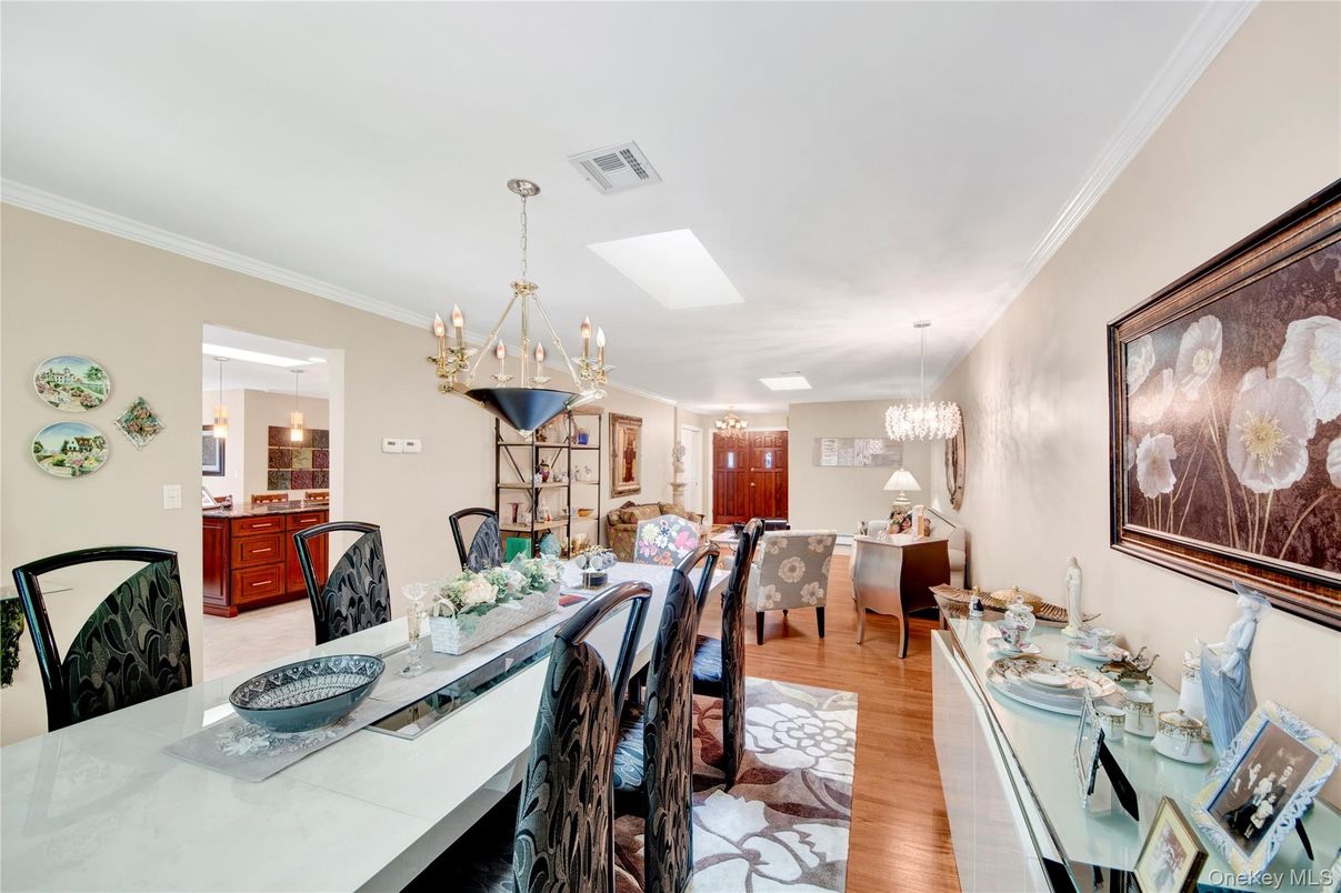 Chandelier, Dining room, Interior, Living room, Wood Texture Flooring