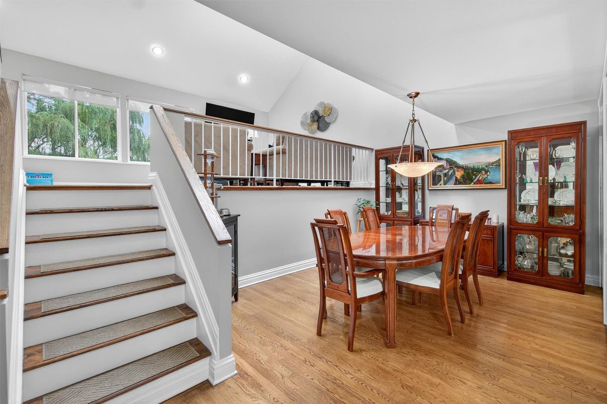Dining room, Interior, Pendant Lights, Recessed Lighting, Wood Texture Flooring