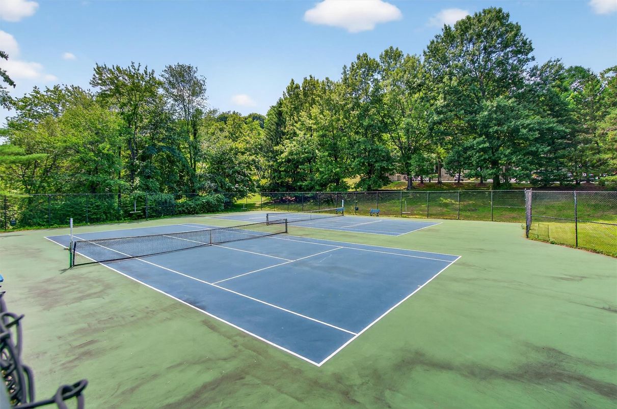 Exterior, Tennis Courts